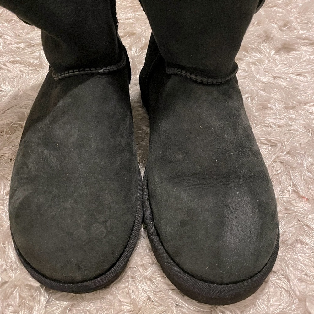 UGG | Bailey Button II - Picture 11 of 11